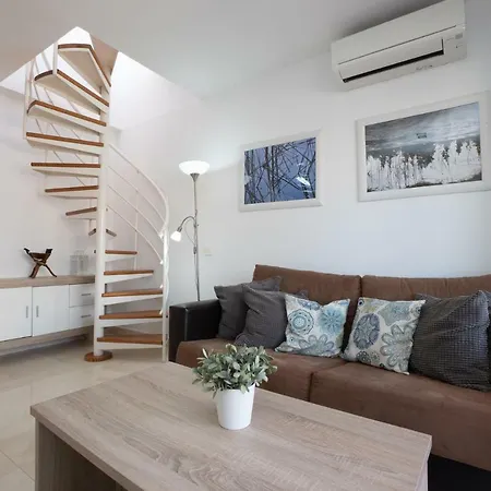 Apartamento Edificio Nautica Ii 3º A *